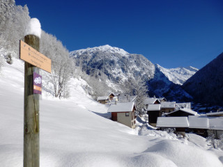 balade raquettes au Châtelard