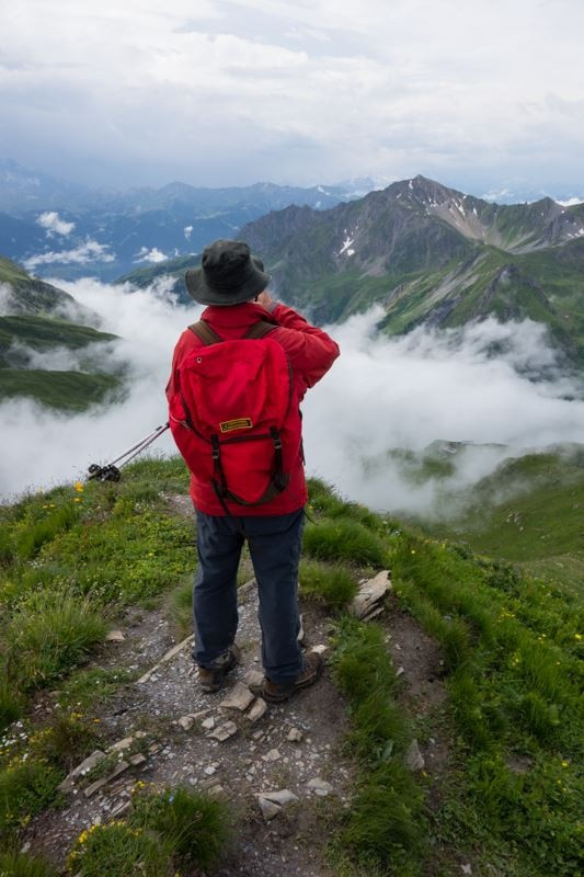 Marcheur avec Beaufortain randonnée