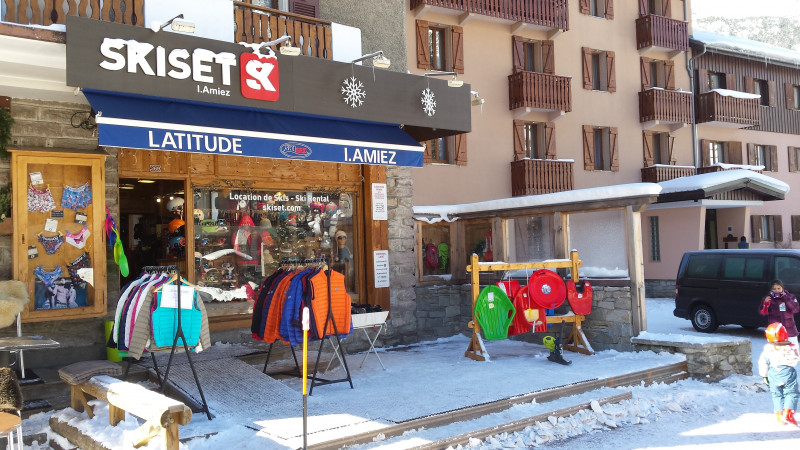 Skiset Latitude