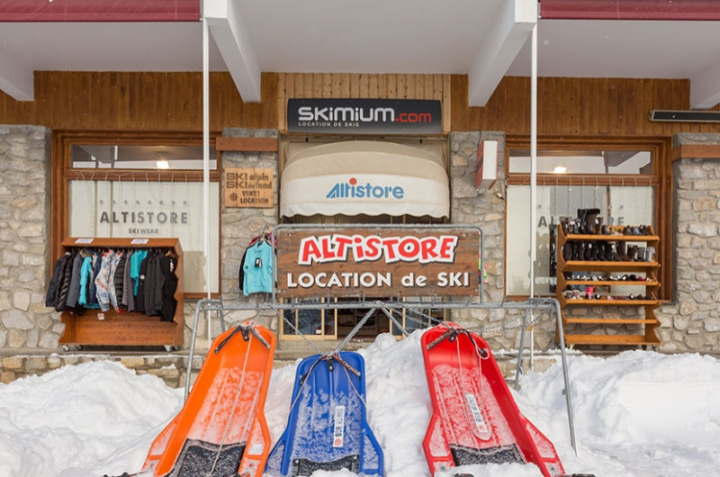 façade - © facade façade