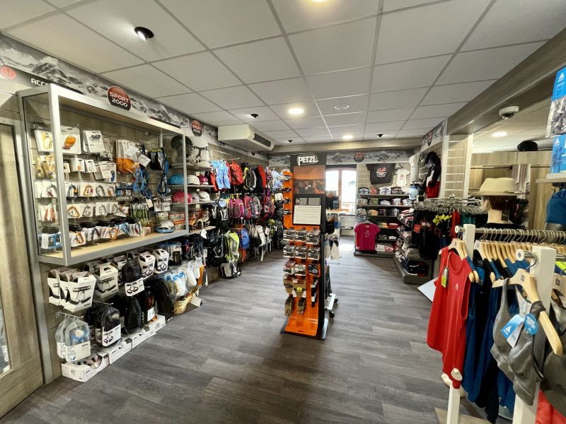 Magasin Sport 2000 à Aussois - © Sport 2000 Aussois Magasin Sport 2000 à Aussois
