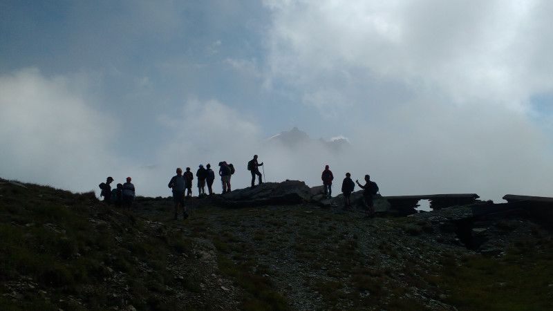 Groupe de randonneurs en montagne - © Philippe Tournebize Groupe de randonneurs en montagne