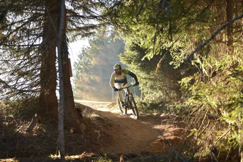Féclaz sports - © Ecole MCF La Féclaz - Massif des Bauges Féclaz sports