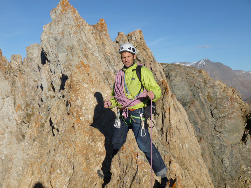 Régis Burnel Guide de Haute Montagne - © Régis Burnel Régis Burnel Guide de Haute Montagne