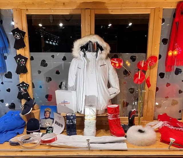 Vitrine magasin 2 - © George-henry Mauduit Vitrine magasin 2