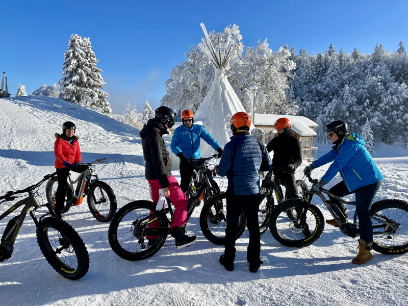 Fat bike électrique groupe - © Experience Vélo Fat bike électrique groupe