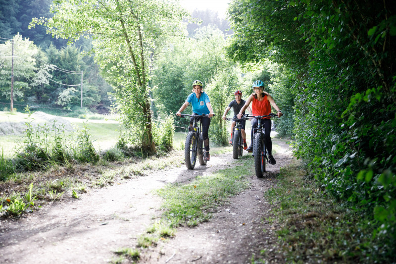 Balade en VTT AE dans les Bauges - © Experience Vélo Balade en VTT AE dans les Bauges